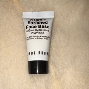 Bundle 5 for $15 Bobbi Brown All-in-one primer